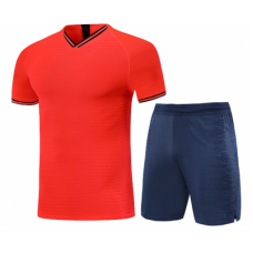 Футбольная форма красно-синяя (футболка + шорты))